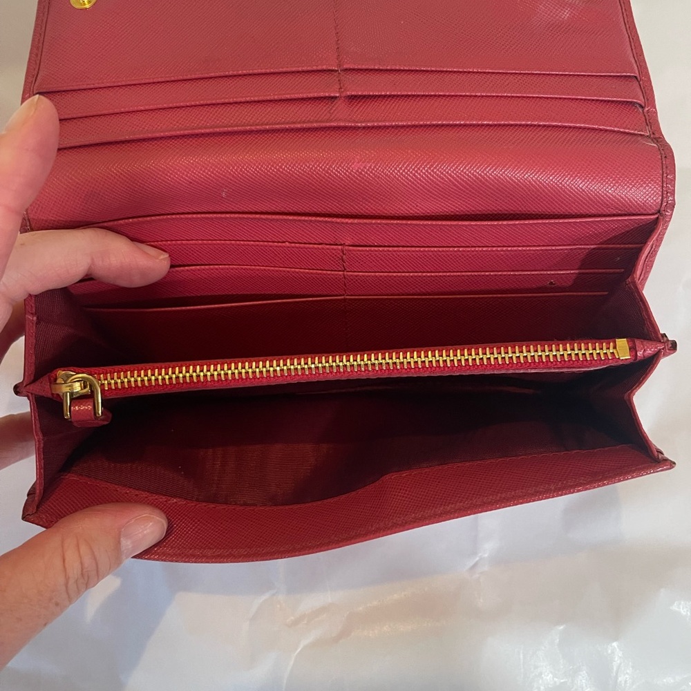 Prada Pink Saffiano Leather Wallet with COA - Picture 3 of 11